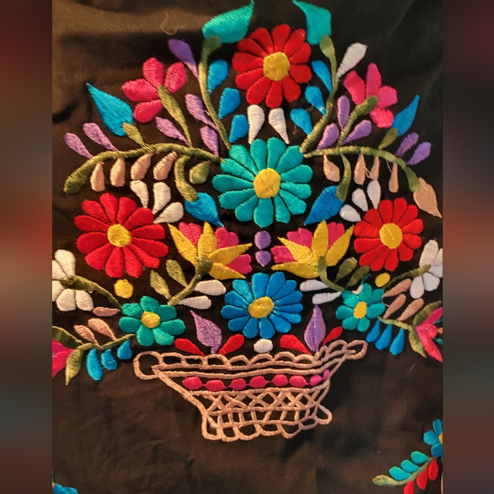 OFF SHOULDER WOMAN DRESS FLORAL ARTESANAL Size M 100% Cotton Embroidered Black - Picture 3 of 13